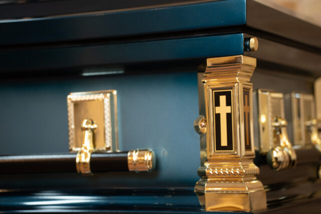 Lewis_funeral_Home-37