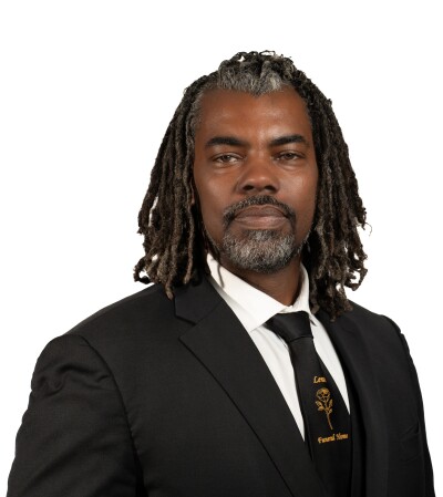 Marlin Davis : Attendant